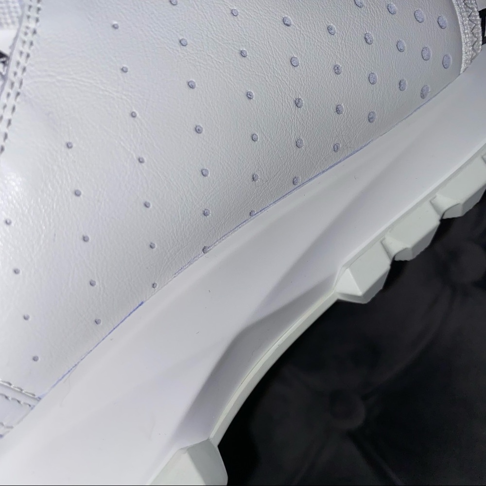 New Size 44 Givenchy White Black Logo Sneakers - Picture 7 of 7